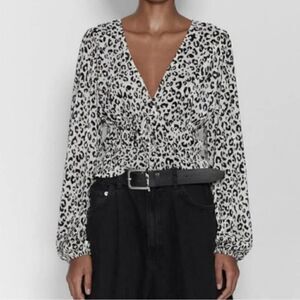 Zara Animal Print Pleated Stretch Ballon Sleeve Blouse in Black & White